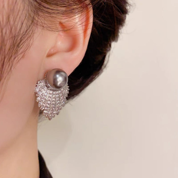 Vintage-Inspired Fan-Shaped Pearl Stud Earrings