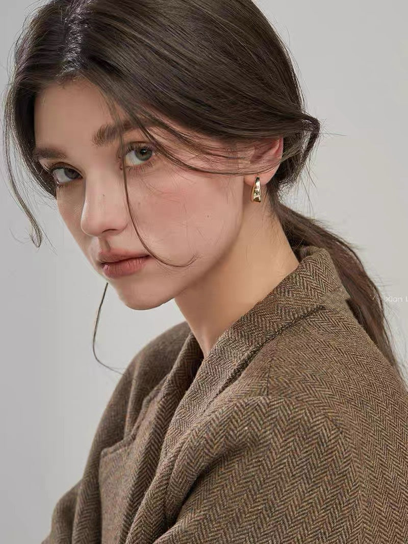 Minimalist Chunky Hoop Earrings
