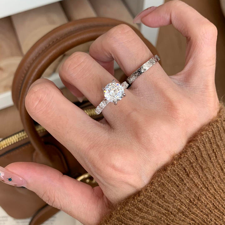 Aurora Six-Prong Moissanite Ring | S925 Sterling Silver