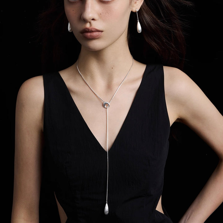 Elegant Teardrop Dangle Earrings