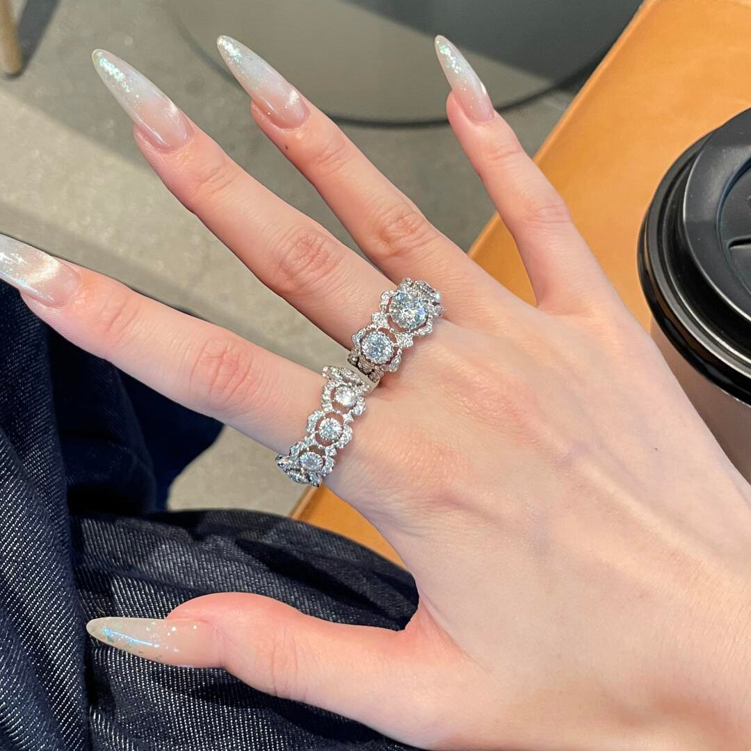 Oval Cut Moissanite Halo Ring — Vintage 3-Stone Design | S925 Sterling Silver