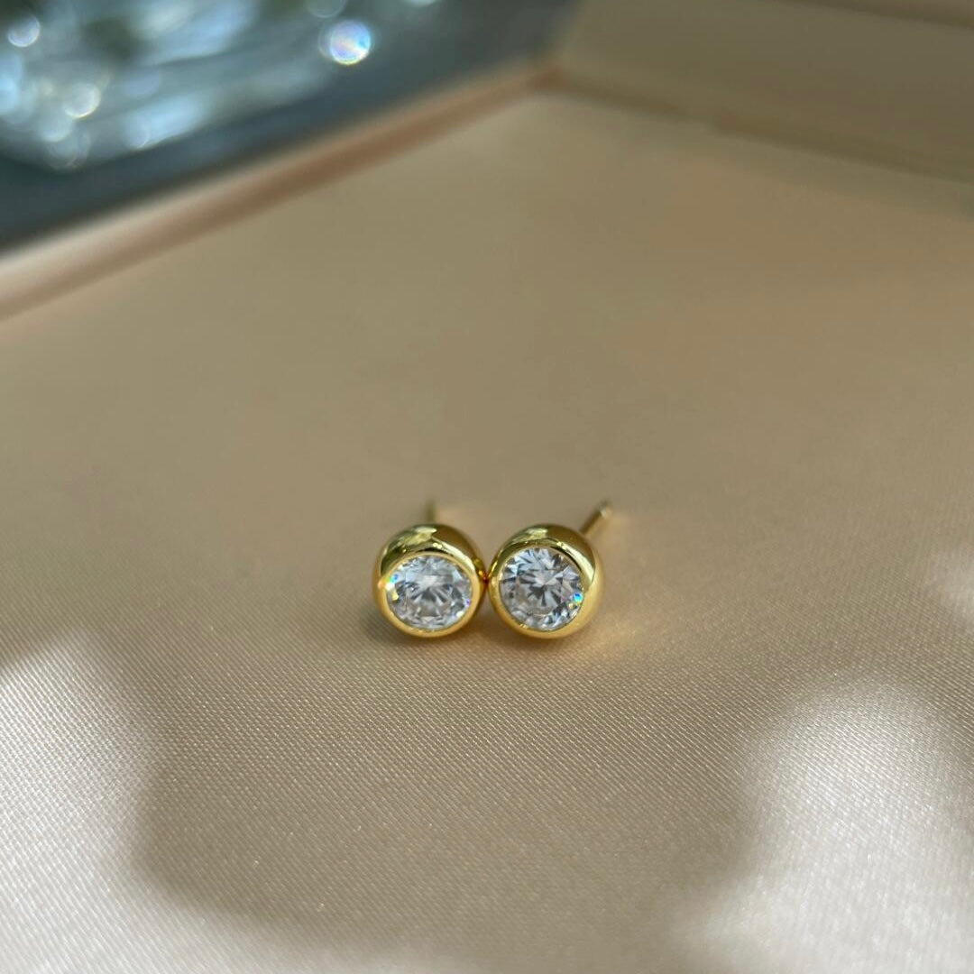 Bezel Moissanite Stud Earrings | S925 Sterling Silver