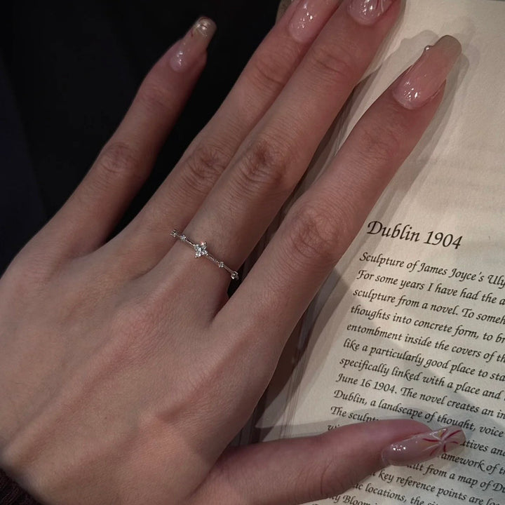 Four-Petal Zircon Stackable Ring — Rose Gold / Silver | S925 Sterling Silver