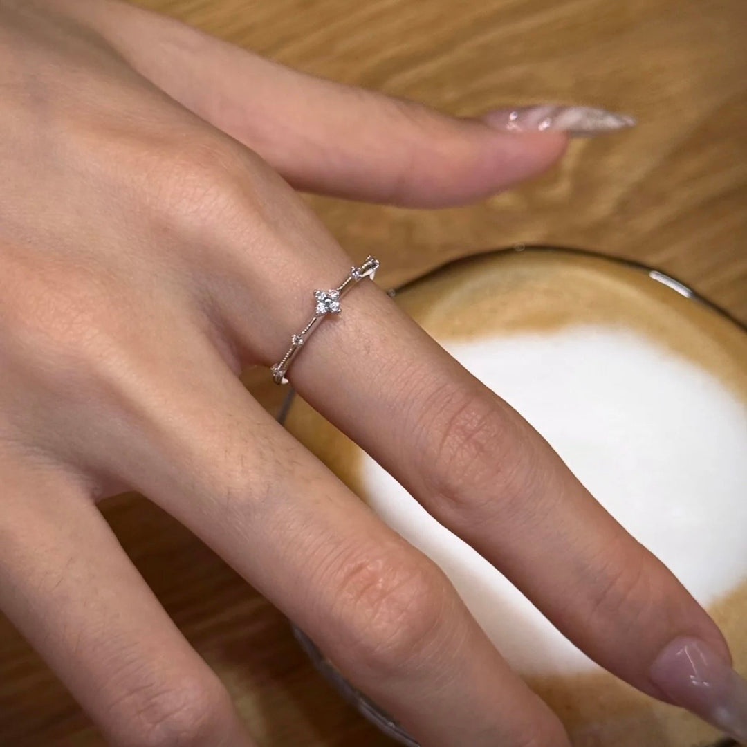 Four-Petal Zircon Stackable Ring — Rose Gold / Silver | S925 Sterling Silver