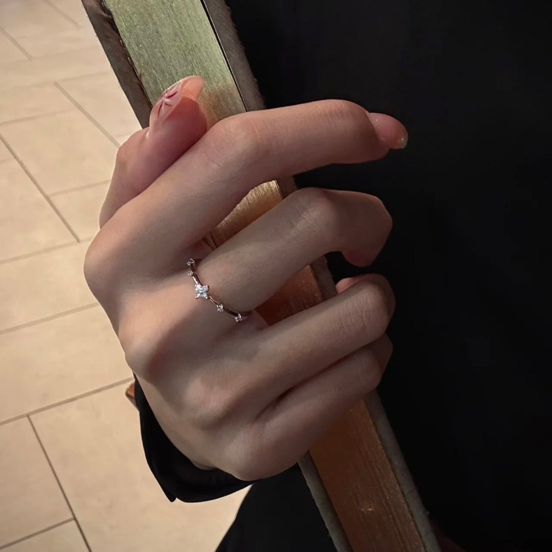 Four-Petal Zircon Stackable Ring — Rose Gold / Silver | S925 Sterling Silver