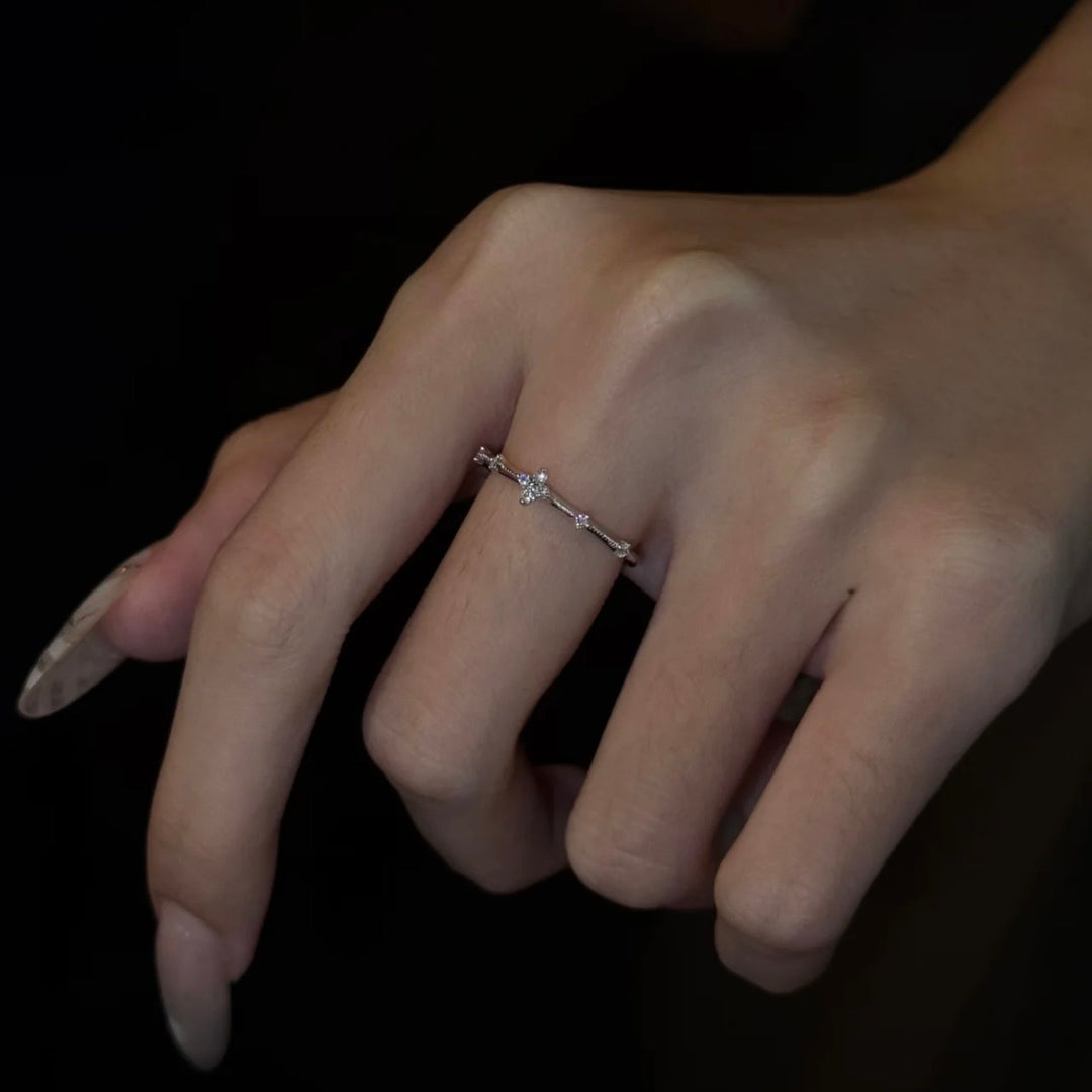 Four-Petal Zircon Stackable Ring — Rose Gold / Silver | S925 Sterling Silver