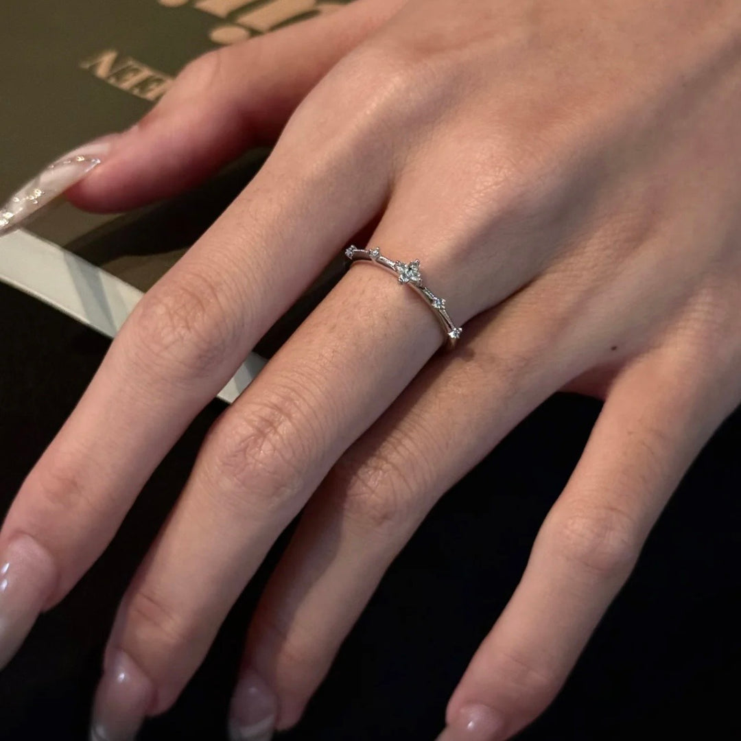 Four-Petal Zircon Stackable Ring — Rose Gold / Silver | S925 Sterling Silver