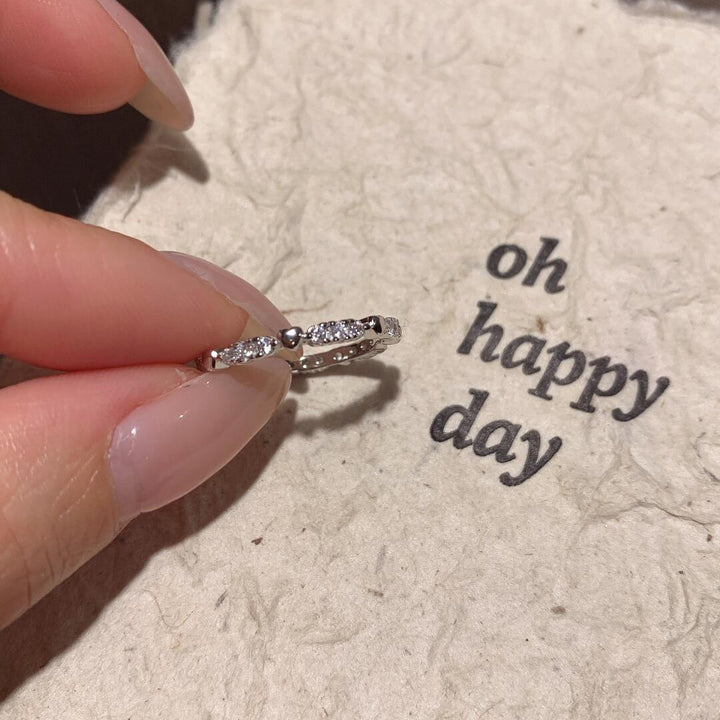Heart Detail Zircon Stacking Ring — Slim Band | S925 Sterling Silver