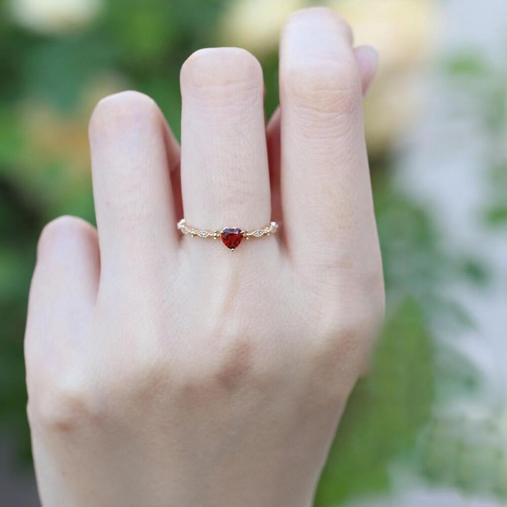 Red Heart Zircon Ring — Romantic Statement Band | S925 Sterling Silver