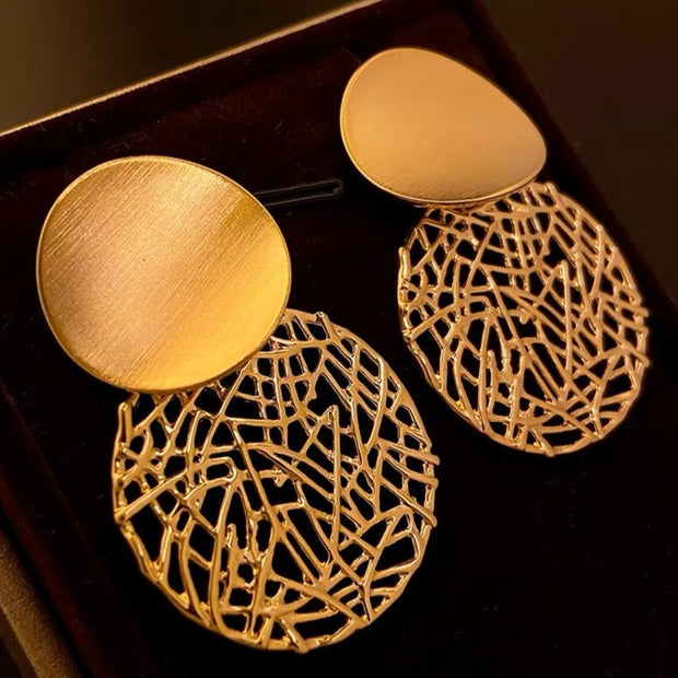 Gold Circle Cutout Earrings