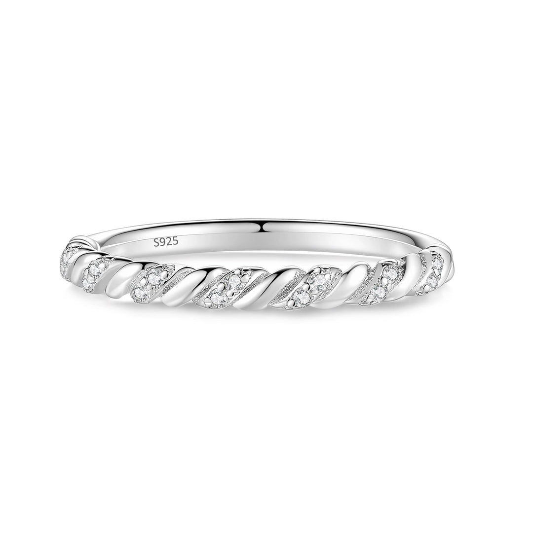 Whisper Twist Moissanite Ring | S925 Sterling Silver
