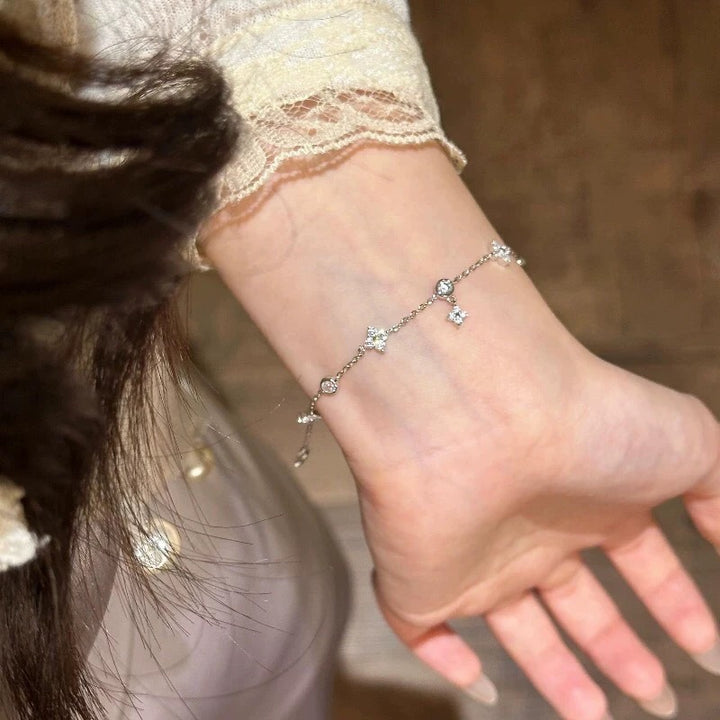 Clover Moissanite Bracelet