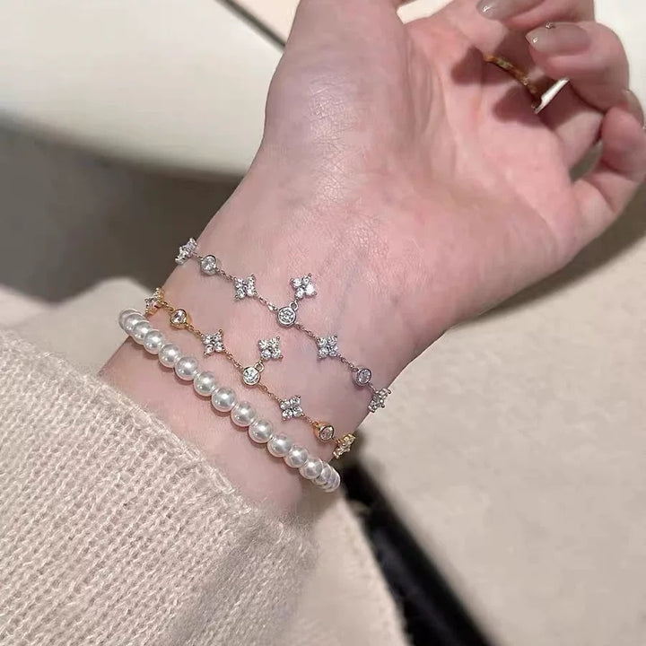 Clover Moissanite Bracelet