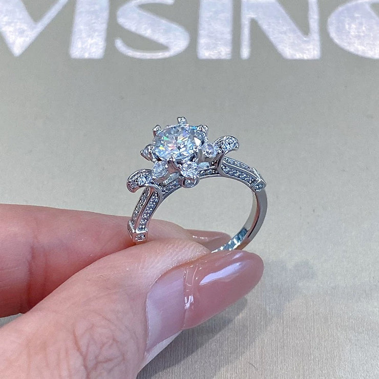 Mozanstone 925 Silver Heart Flower Blooming Four Prong Crown Female Ring