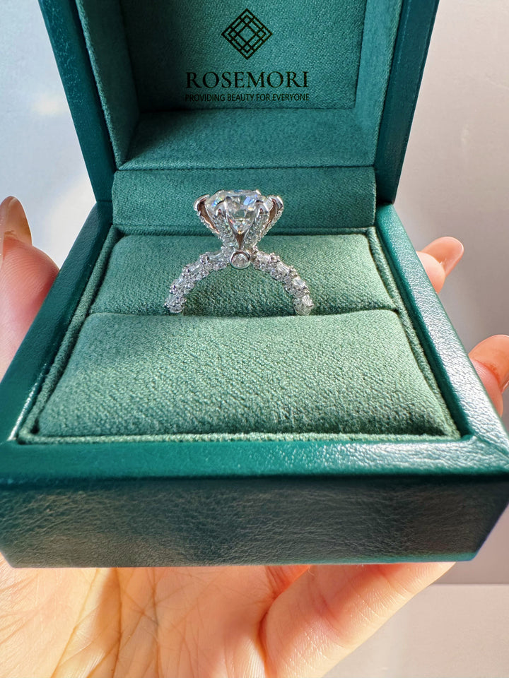 Aurora Six-Prong Moissanite Ring