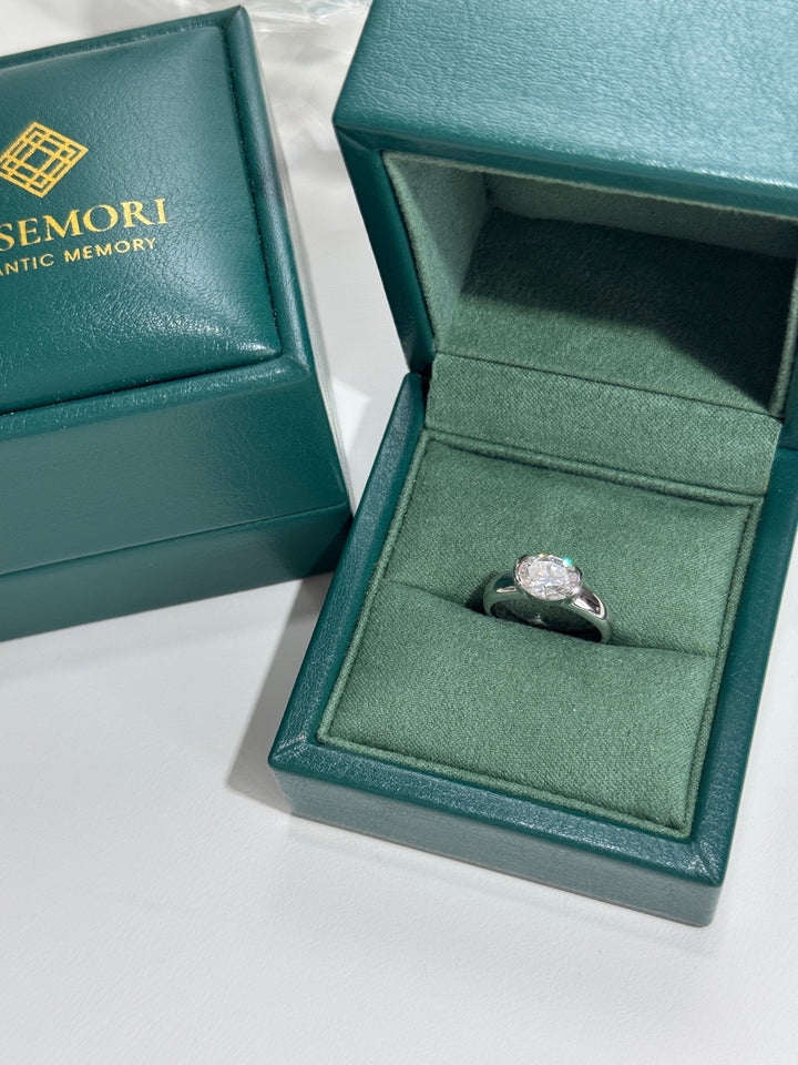 Oval Bezel Moissanite Ring — Minimalist Solitaire | S925 Sterling Silver