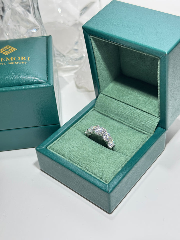 Celestial Wave Five-Stone Moissanite Ring | S925 Sterling Silver