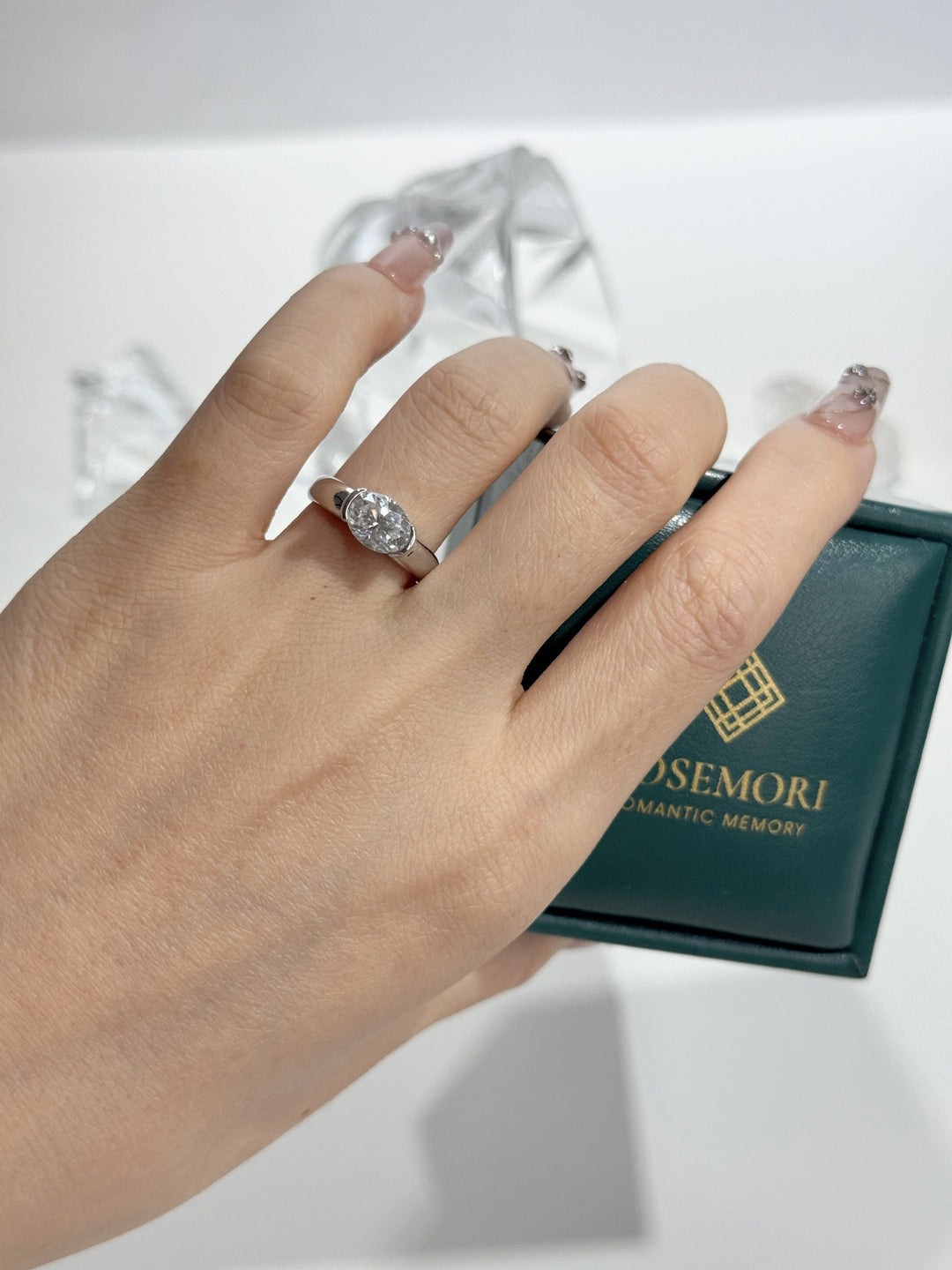 Oval Bezel Moissanite Ring — Minimalist Solitaire | S925 Sterling Silver