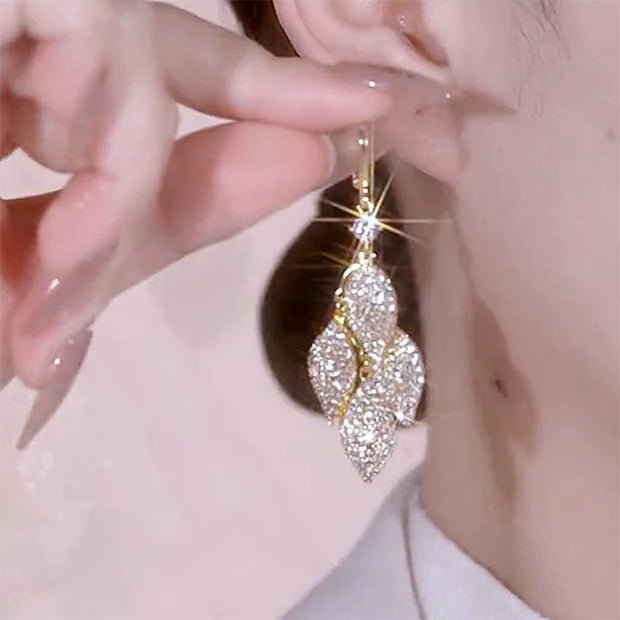 Pop Leaf Tassel Earrings