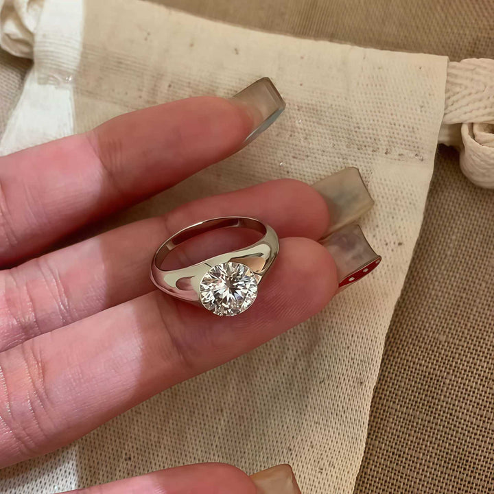 2CT Round Cut Moissanite Ring