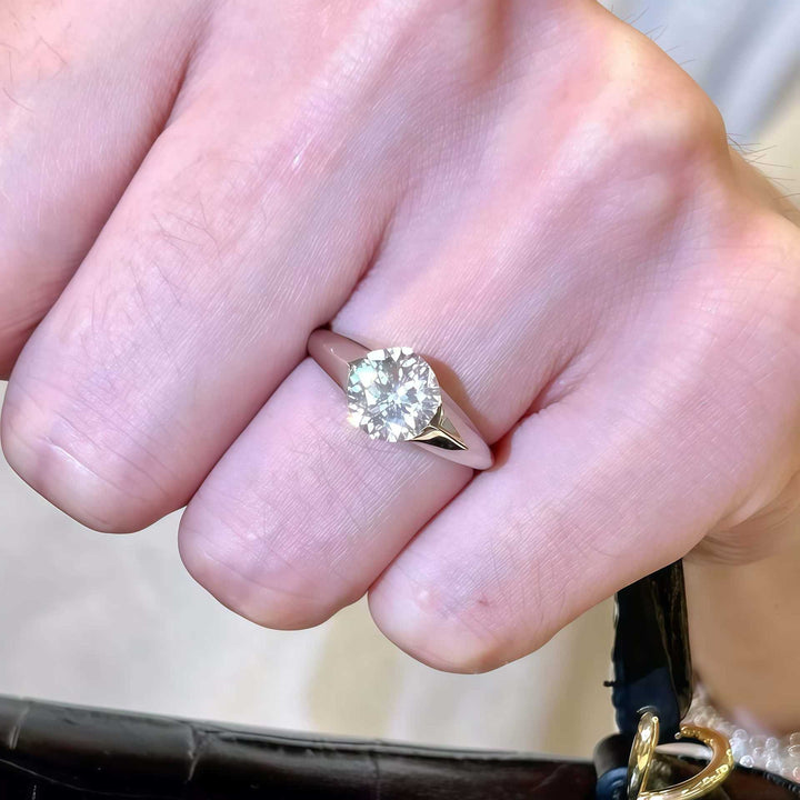 2CT Round Cut Moissanite Ring
