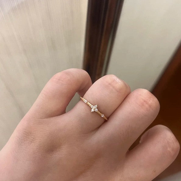 Four-Petal Zircon Stackable Ring — Rose Gold / Silver | S925 Sterling Silver