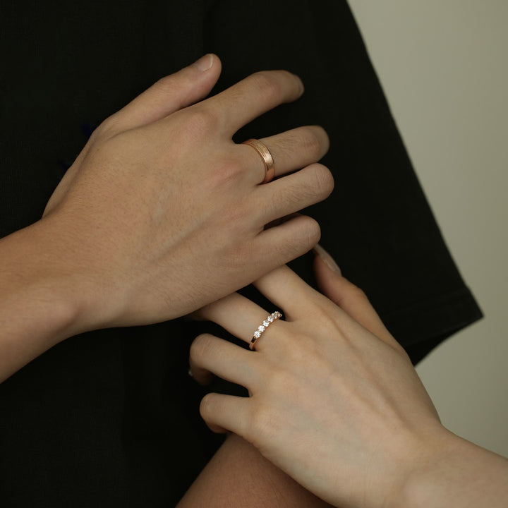 Classic Couple Wedding Band Set