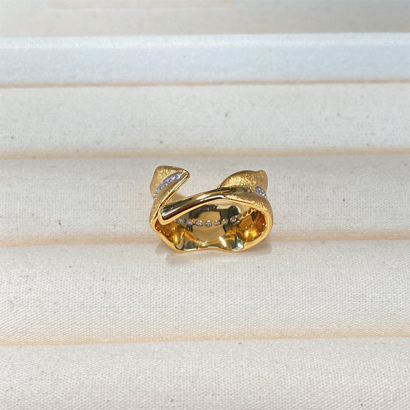 Vintage Leaf Texture Zircon Adjustable Ring