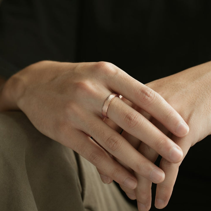 Classic Couple Wedding Band Set