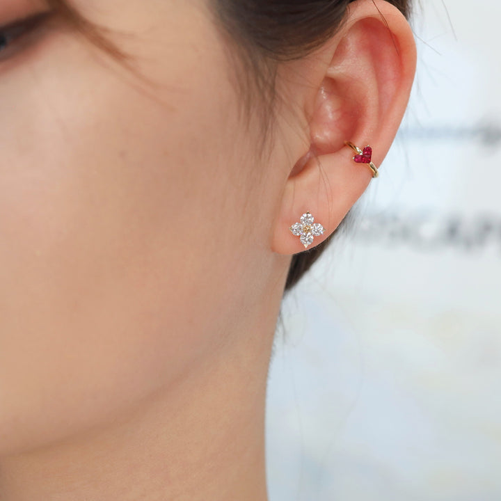 Flower Zircon Pendant Necklace