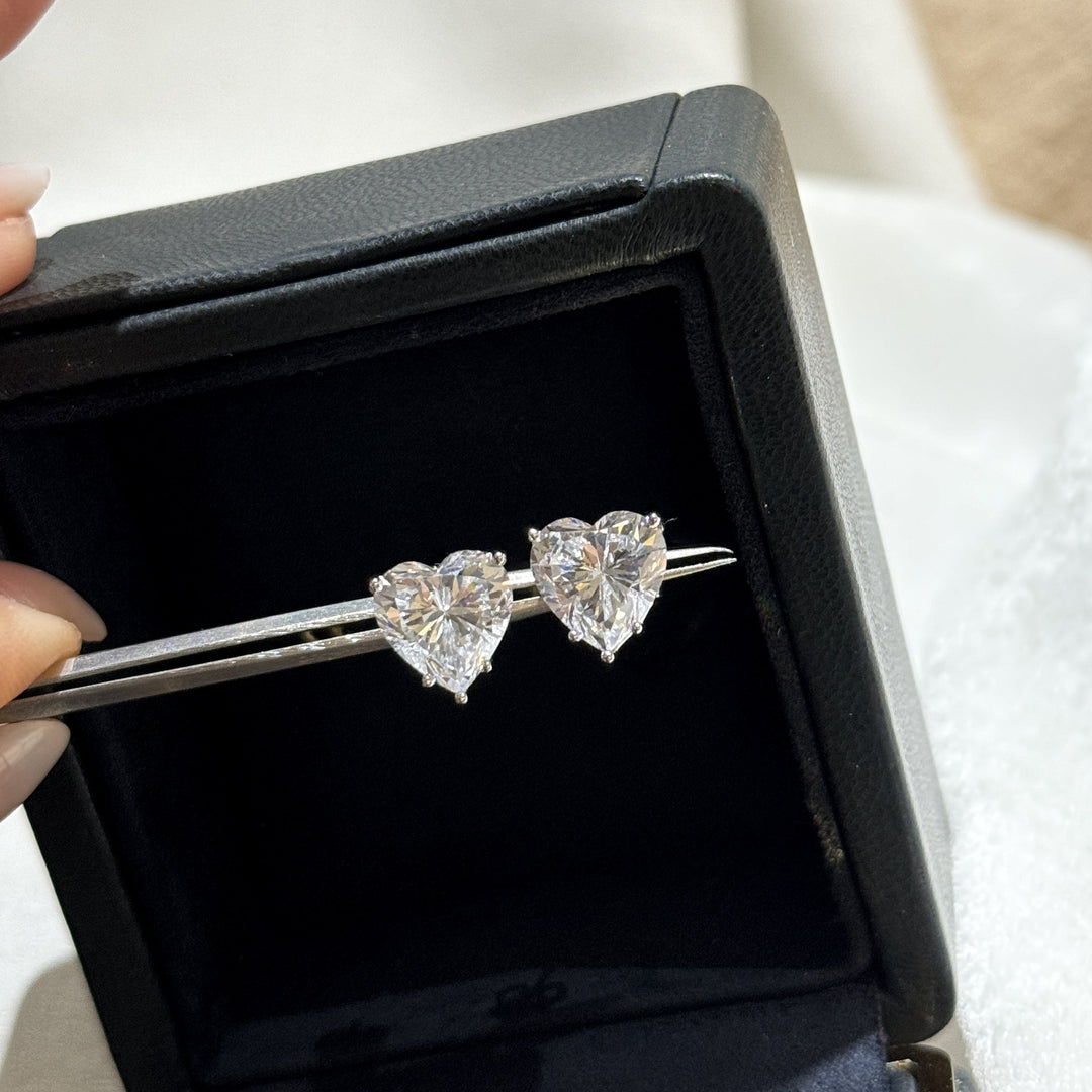 Heart-Cut Moissanite Stud Earrings