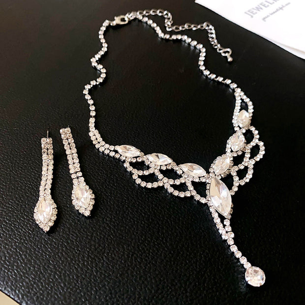 V-Shaped Diamond Tassel Earrings Necklace Set