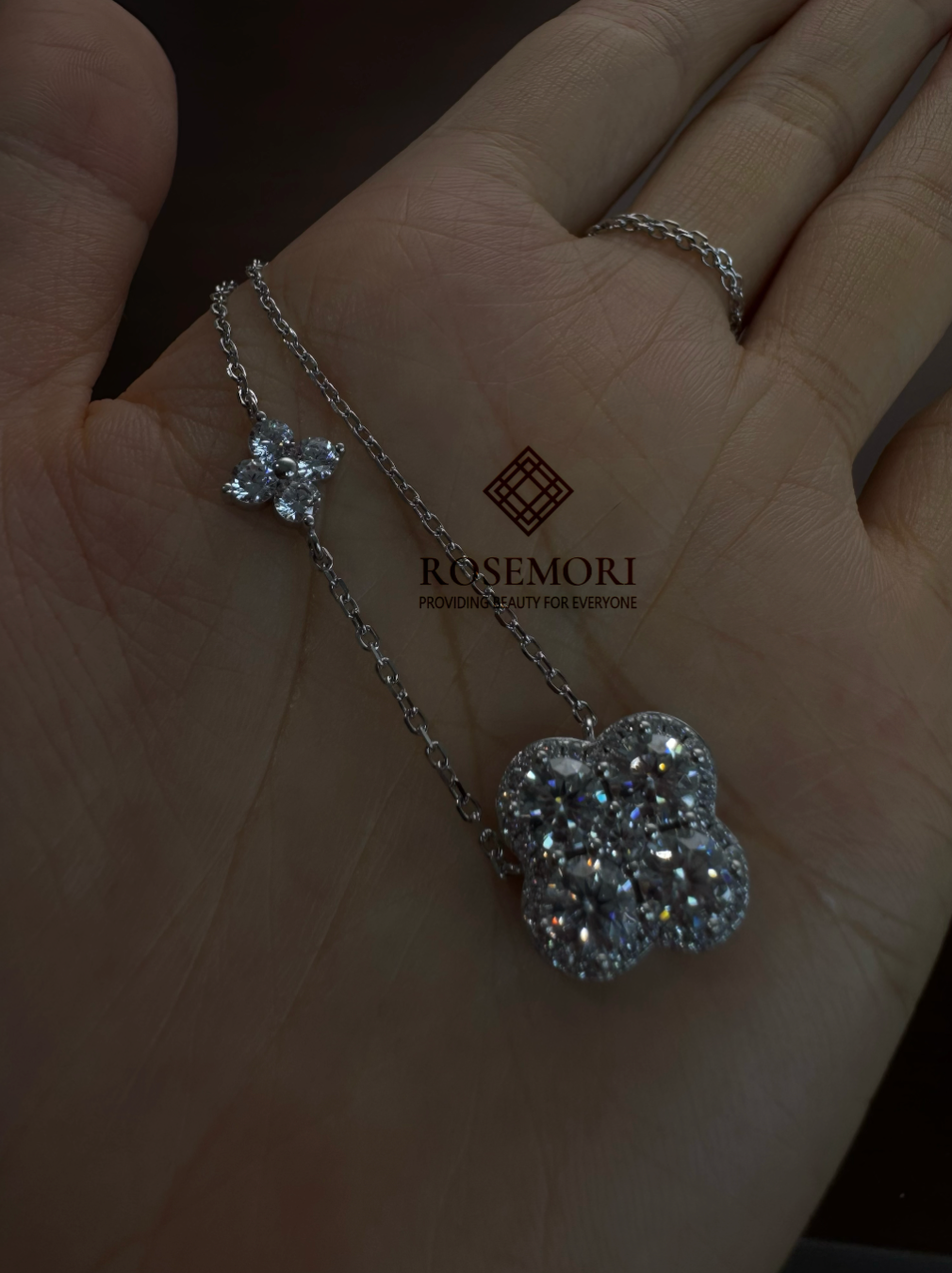 Lumière Clover Moissanite Necklace | S925 Sterling Silver