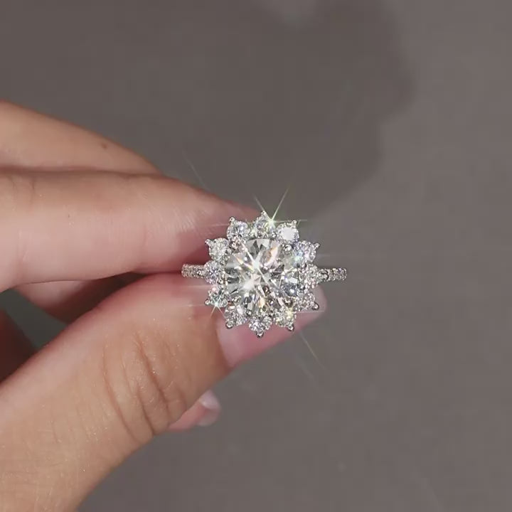Blooming Daisy Moissanite Flower Halo Ring