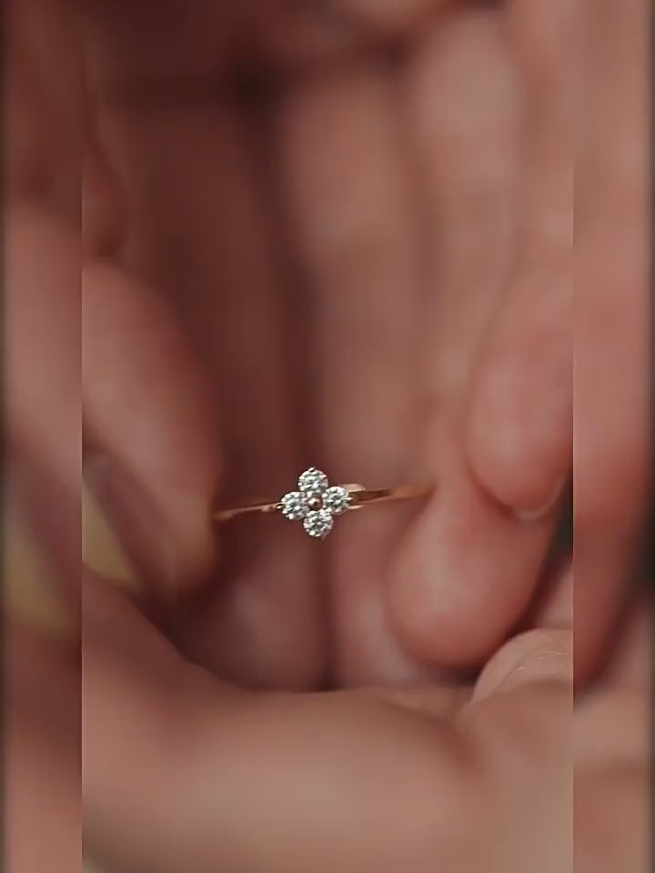 Four-Petal Zircon Stackable Ring — Dainty Floral Band | Gold / Silver | S925 Sterling Silver