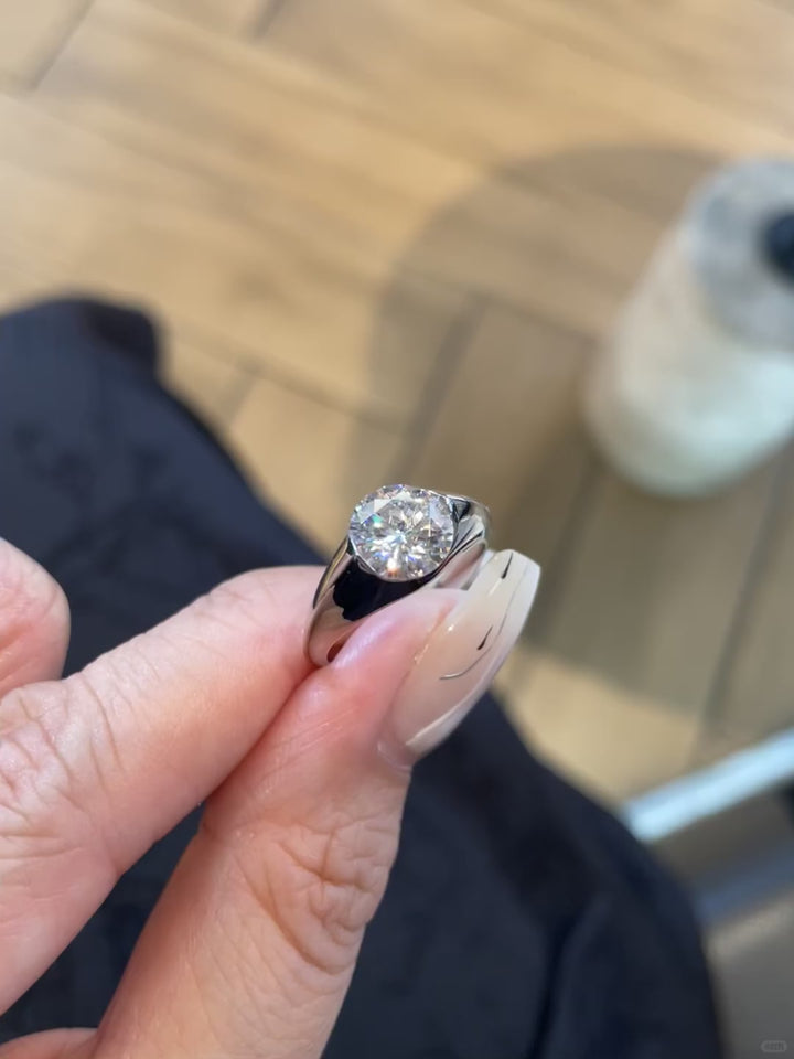 2CT Round Cut Moissanite Ring