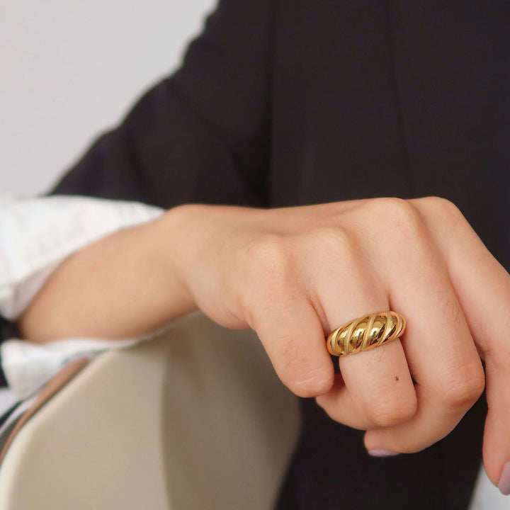 Rope Dome Ring