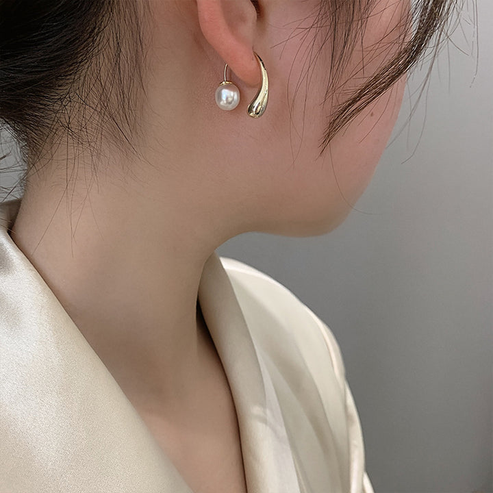 Pearl Drop Earrings
