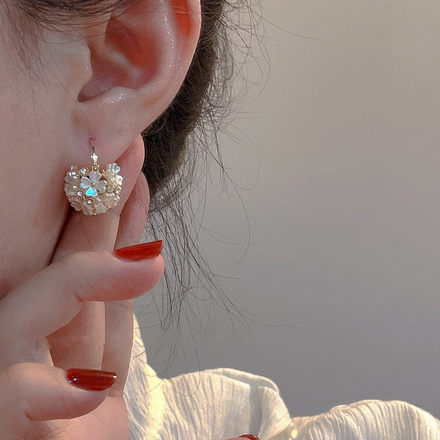 Shell Flower Ball Earrings