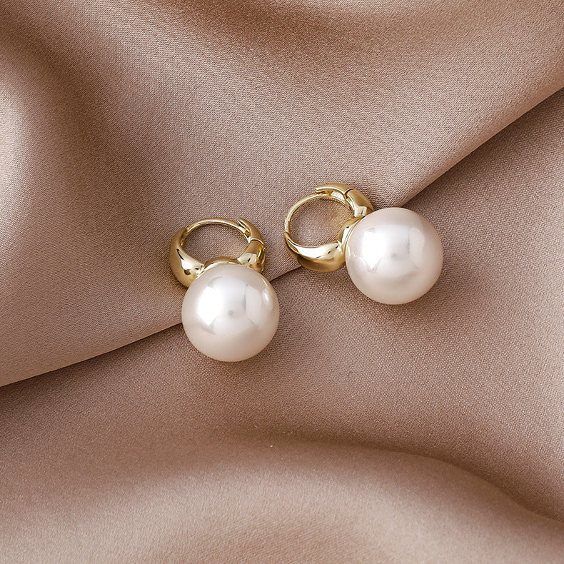 Classic Vintage Pearl Earrings
