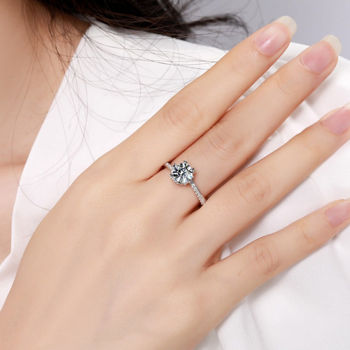 Blooming Petal Solitaire Moissanite Ring