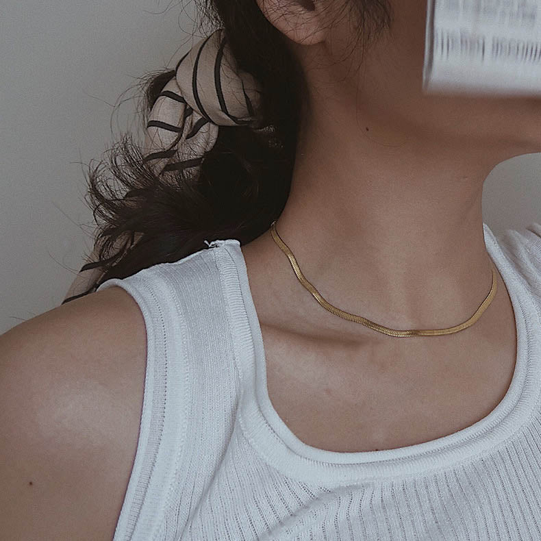 Snake bone simple and versatile necklace