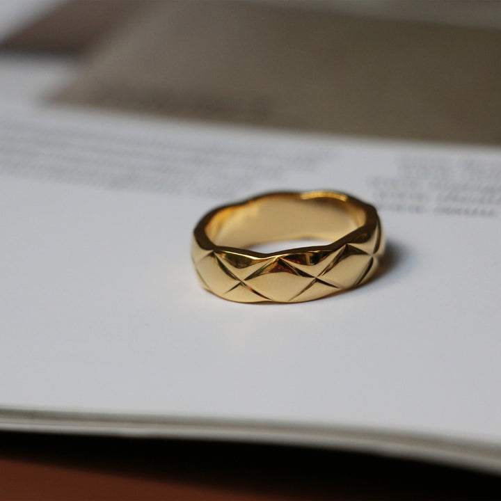 Classic Rhombus Ring