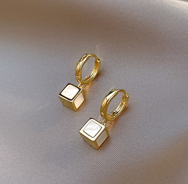 Square geometric earrings