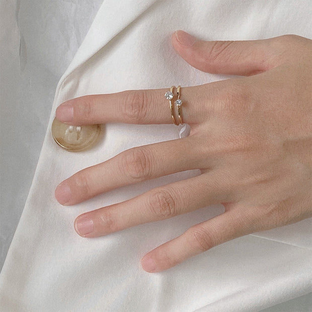 Minimalist Zirconia Ring