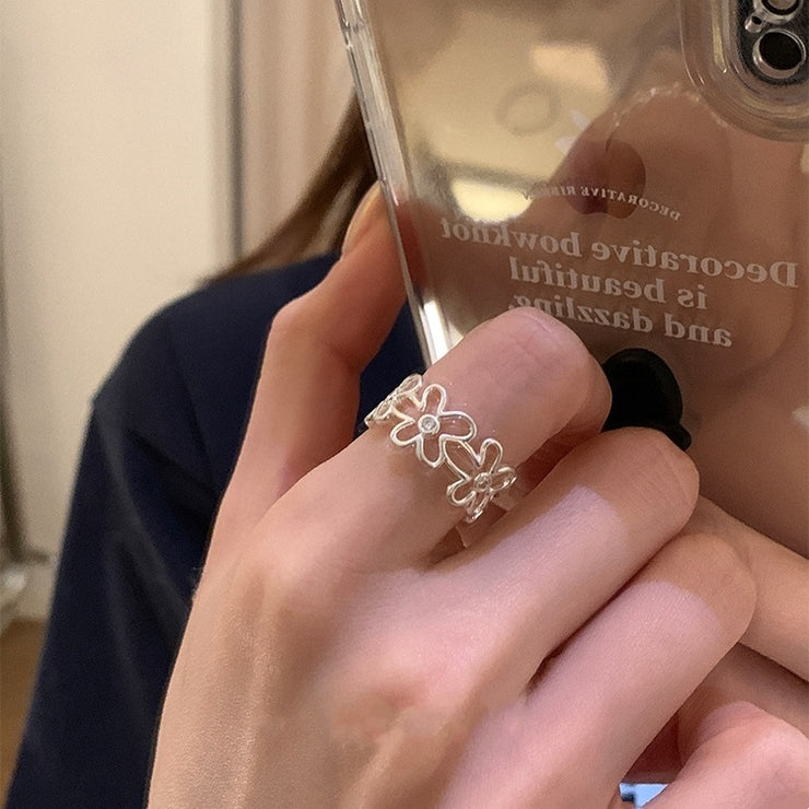 Openwork Floral Ring