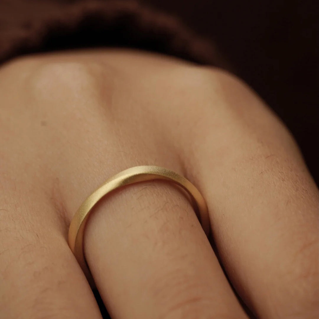 Sterling Silver Möbius Ring Zirconia Ring