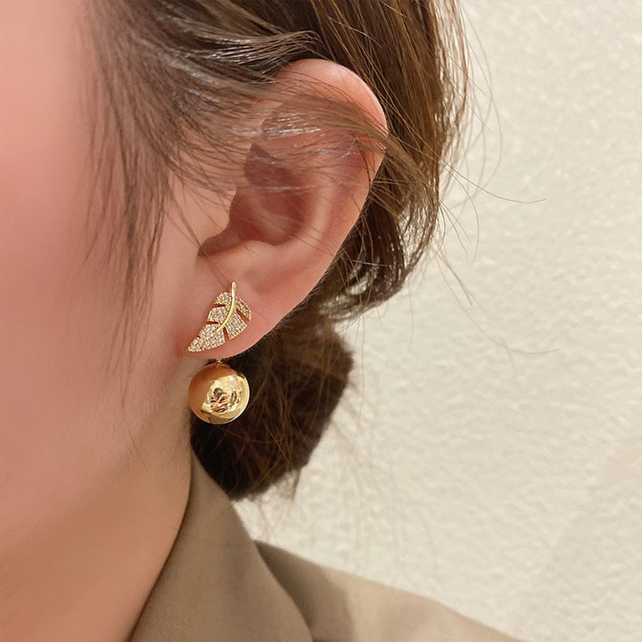 Crystal leaves and pearl earrings