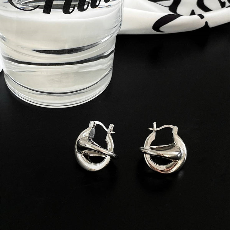 Design Knotted Earrings