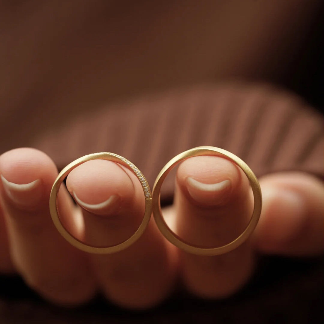 Sterling Silver Möbius Ring Zirconia Ring
